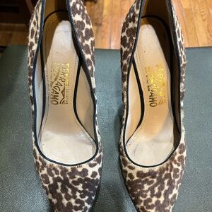 Salvatore Ferragamo Leopard Print Calf Hair Heels Closed Pointed Toe Size 8